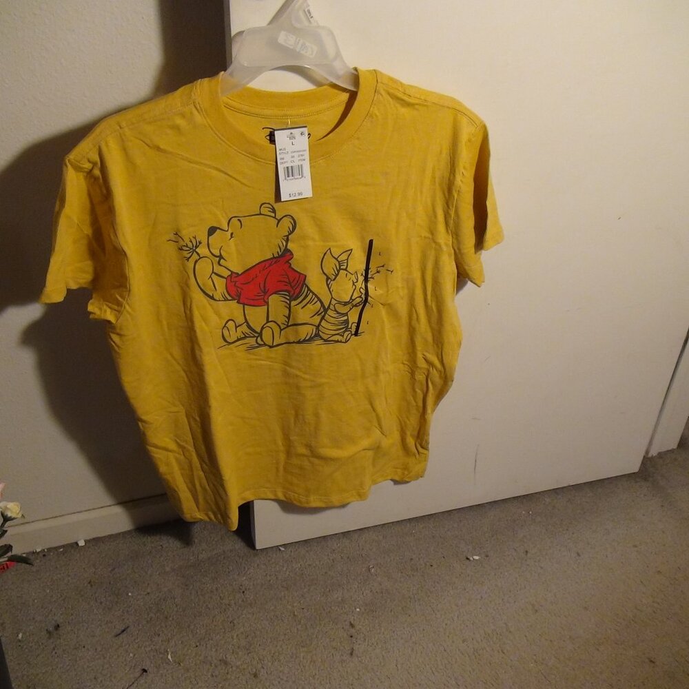 Disney Winnie the Pooh and Piglet T-shirt  Yellow Women's Large